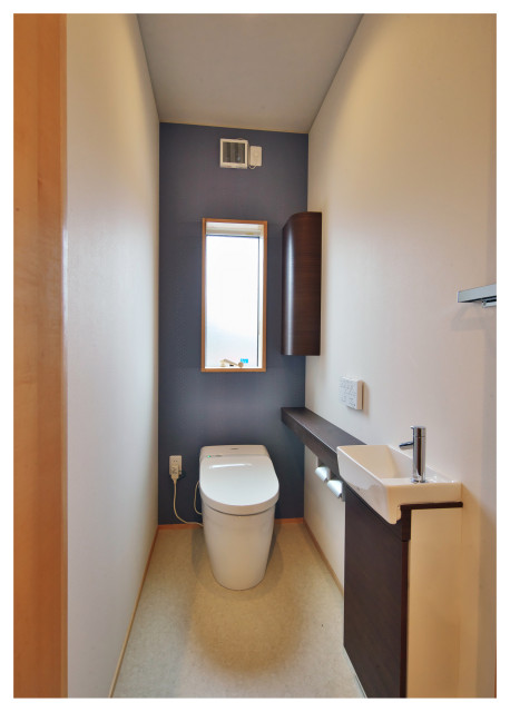 O邸 moderno-bagno-di-servizio