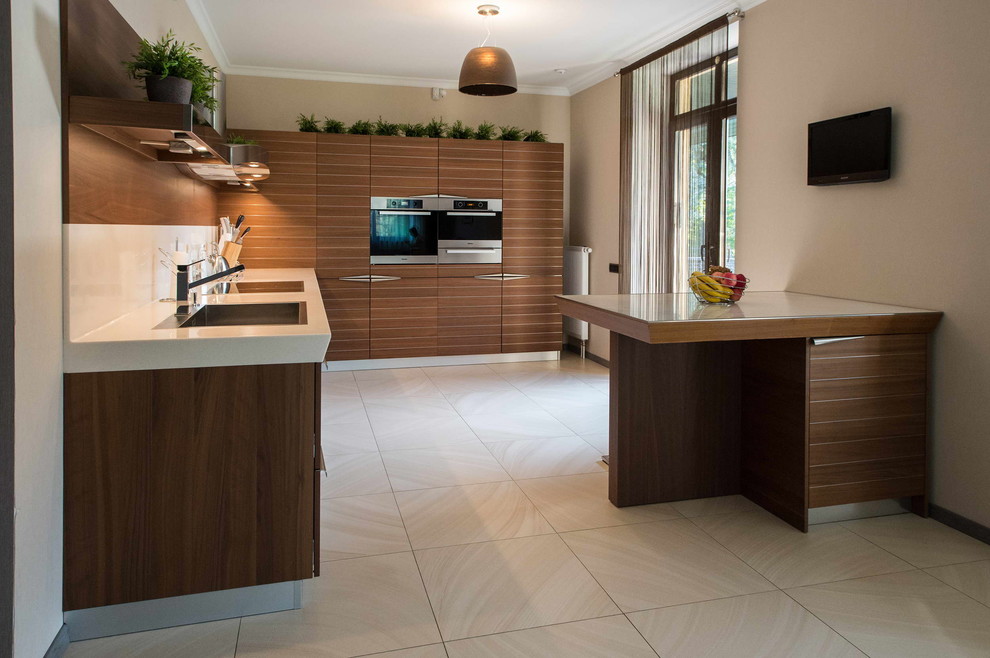 Открытое пространство кухни и гостиной