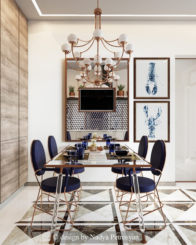 Белая лошадь и синие омары!)