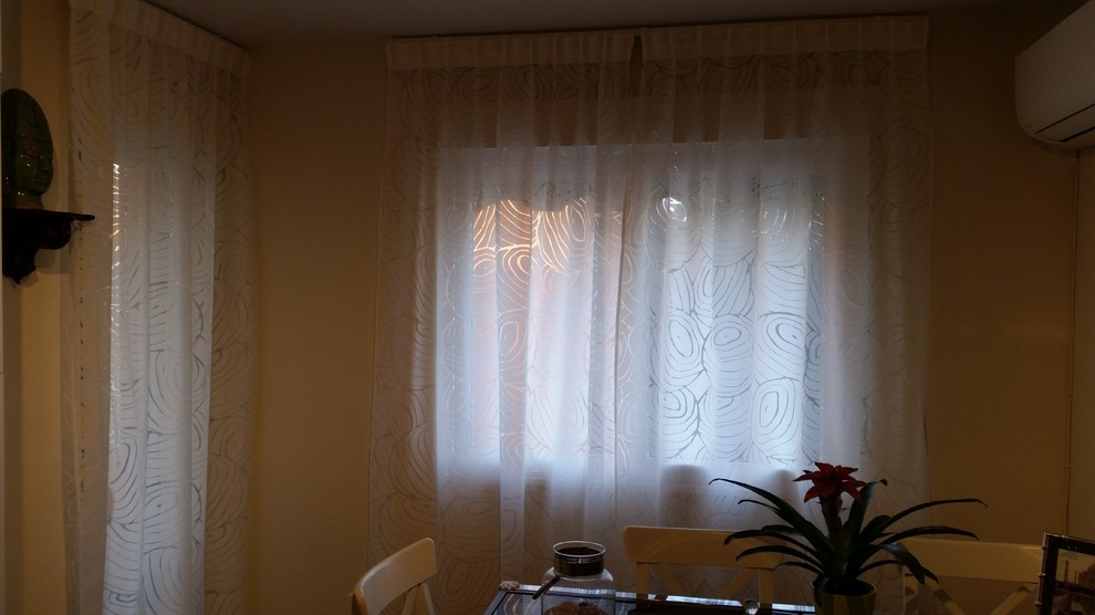 cortinas para una ventana y una puerta