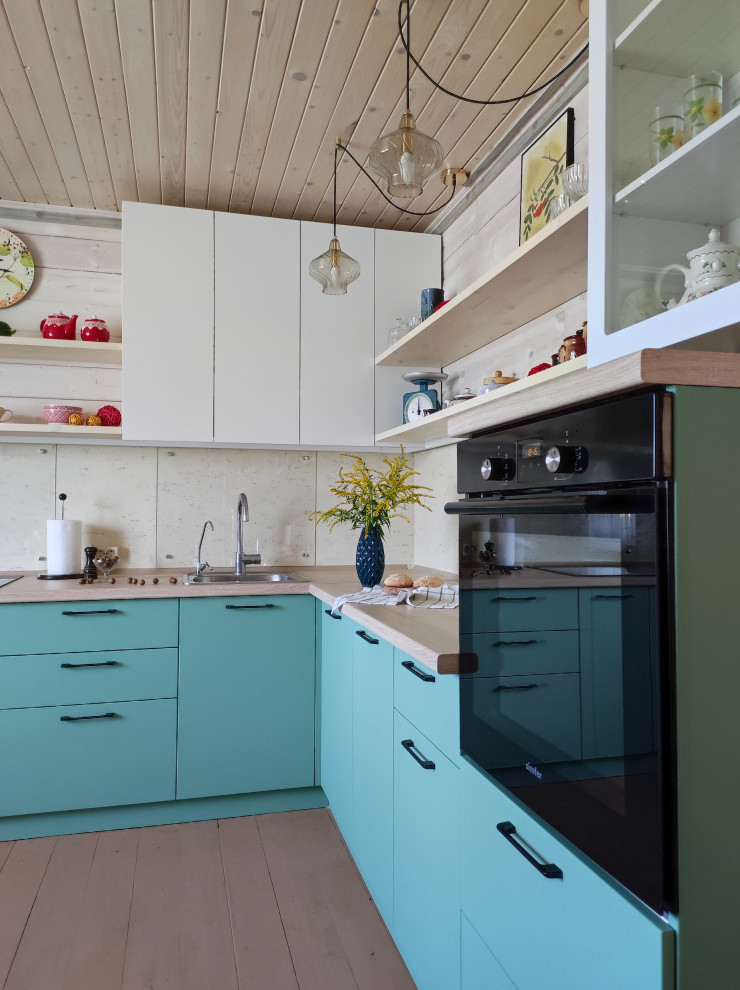 Кухня в загородном доме