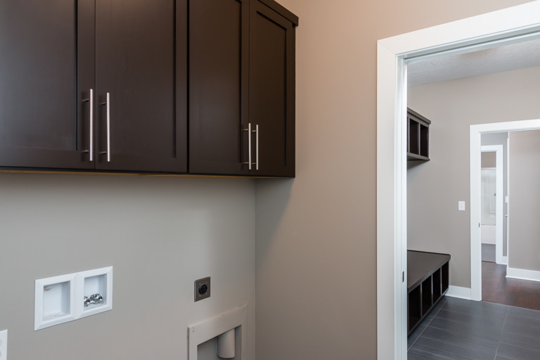 Home design - transitional home design idea