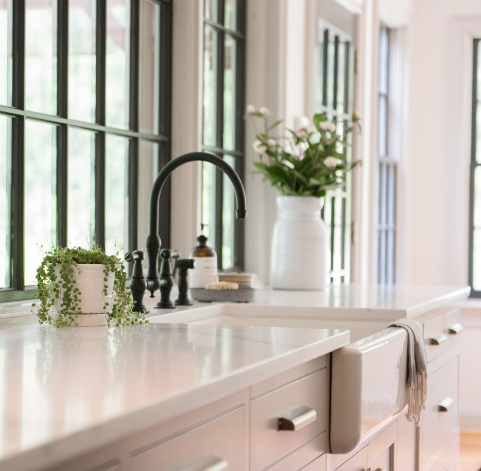 Example of a transitional home design design in Philadelphia
