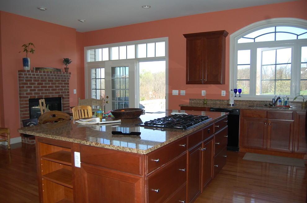 Cottage chic kitchen photo in DC Metro
