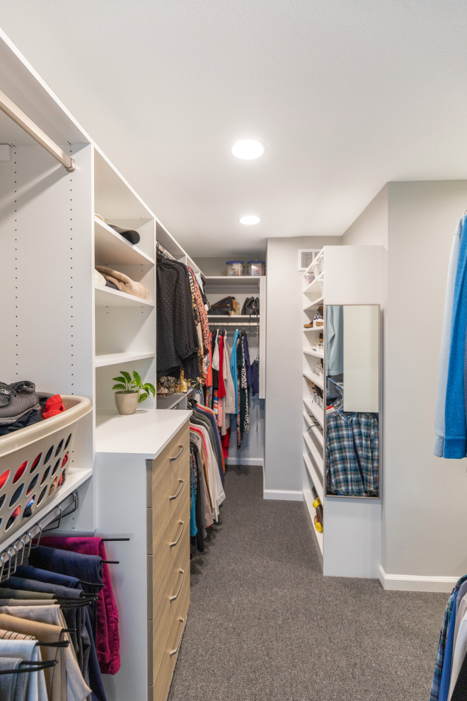 Inspiration for a traditional storage and wardrobe in Kansas City.