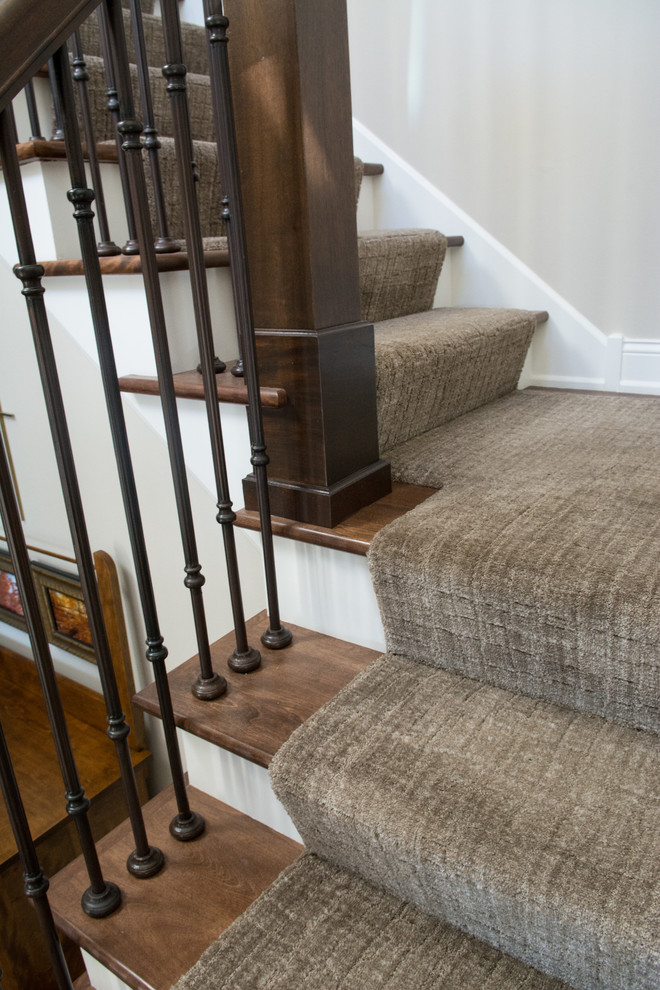 Home design - mid-sized transitional wooden l-shaped mixed material railing home design idea in Minneapolis with painted risers