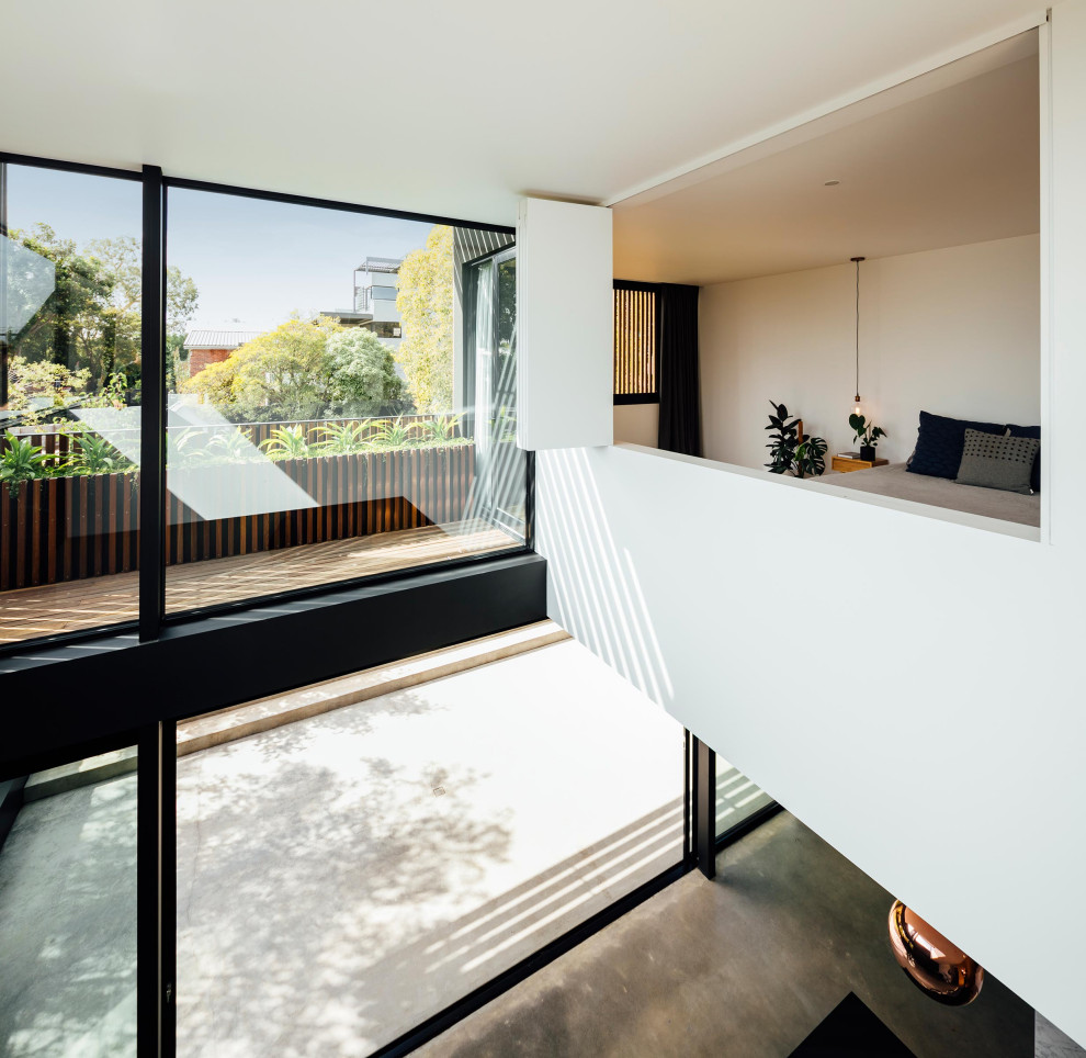 This is an example of a modern balcony in Melbourne.