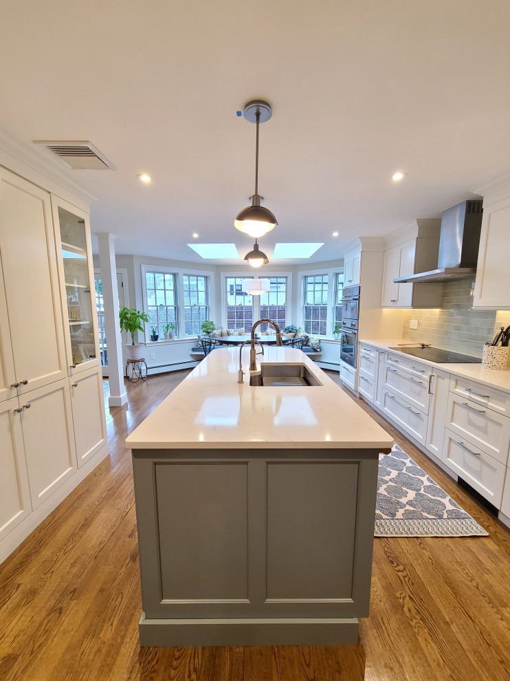 Inspiration for a transitional kitchen remodel in Boston with an undermount sink