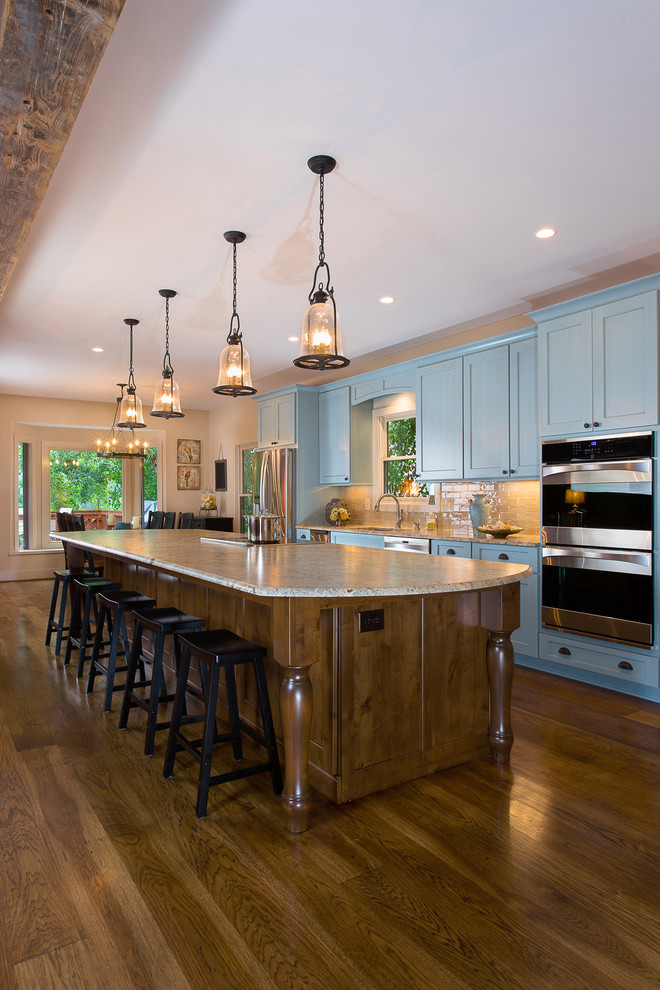 Inspiration for a transitional kitchen remodel in Atlanta
