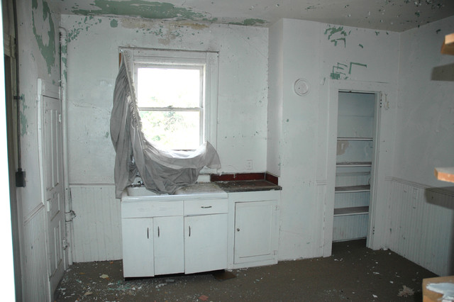 Cedar Street Historic Relocation and Preservation traditional