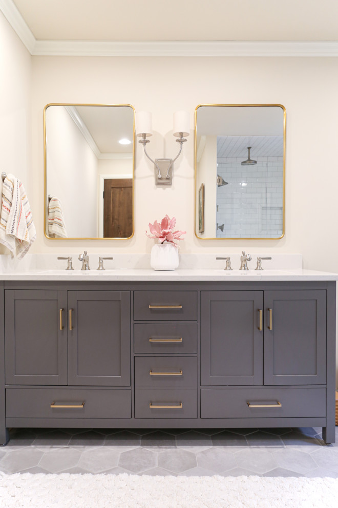 Home design - transitional home design idea