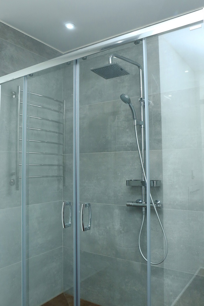 Душевая зона