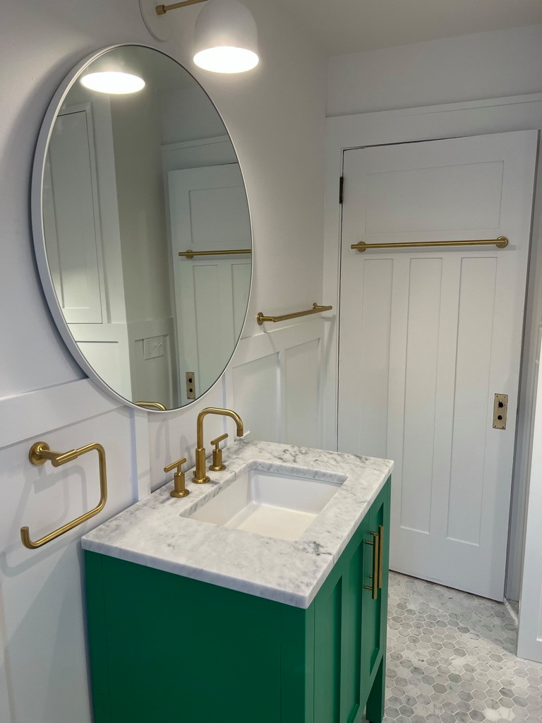 Mt. Baker Kids Bath Remodel