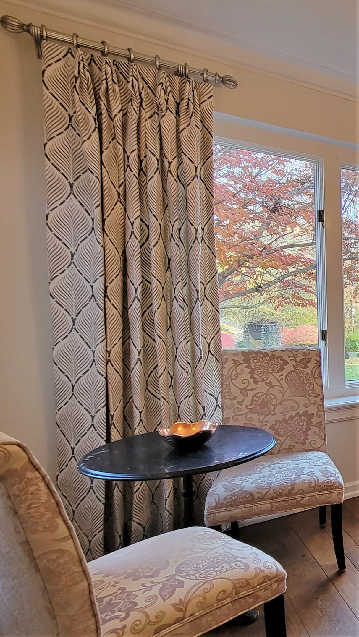 Art Nuevo Meets Mid-Century Design