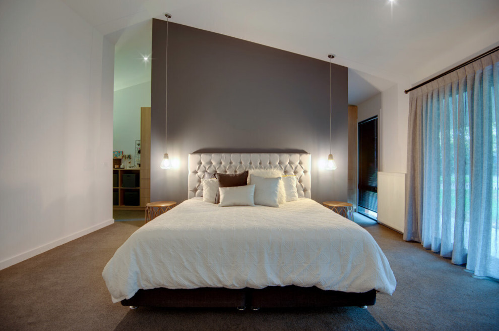 Photo of a contemporary bedroom in Melbourne.