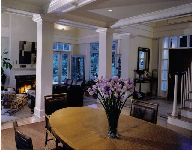 Transitional Interior nyklassisk-vardagsrum