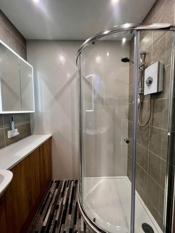 The Anstey Bathroom - RRP £15,000 - Luxe Price £12,500