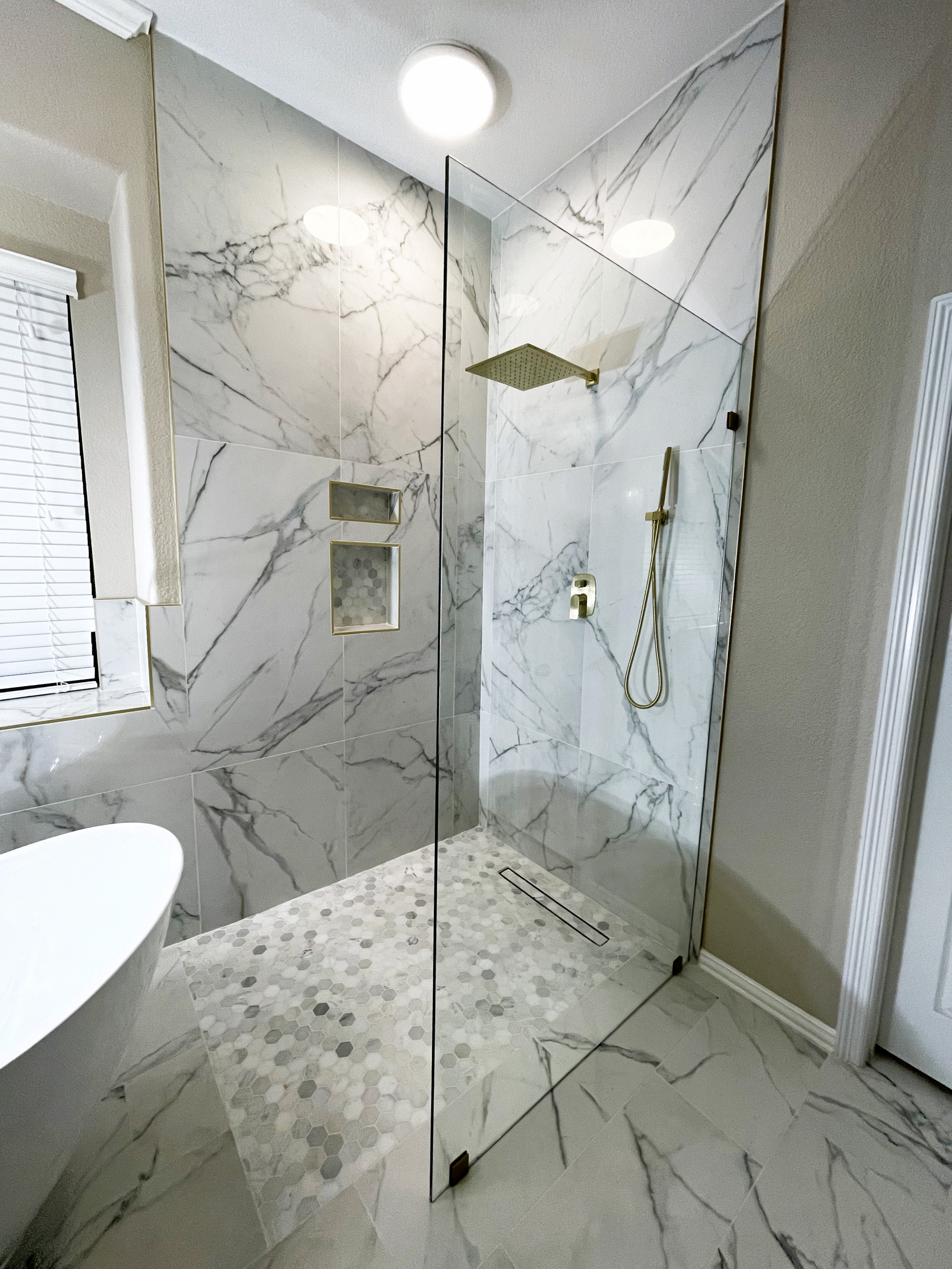 Primary Bathroom Complete Remodeling in Katy
