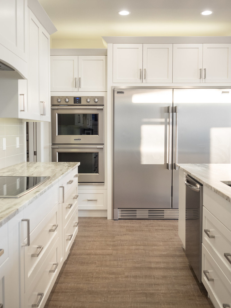 Inspiration for a transitional kitchen remodel in Edmonton