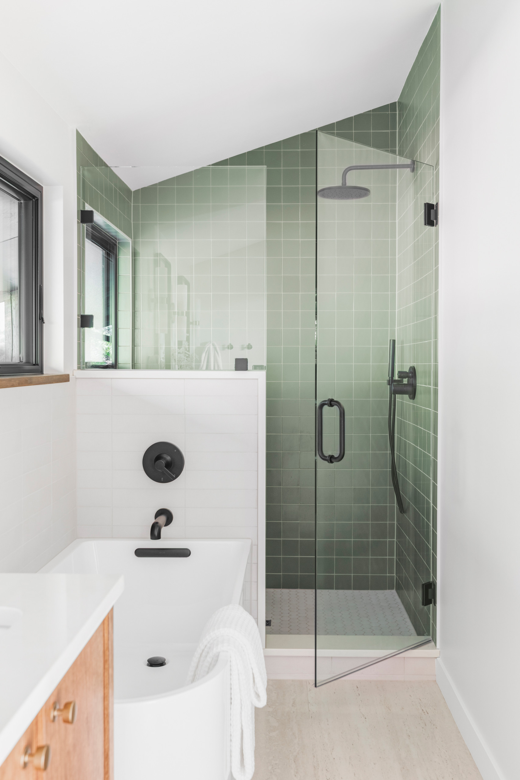Applewood Bluffs midcentury remodel