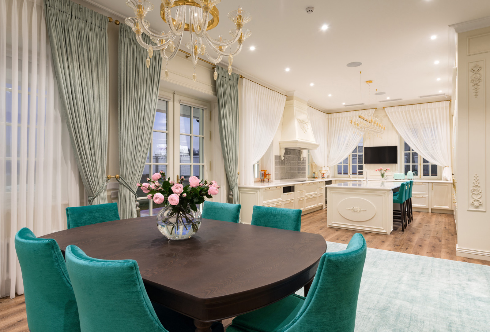 Дом в стиле современная классика