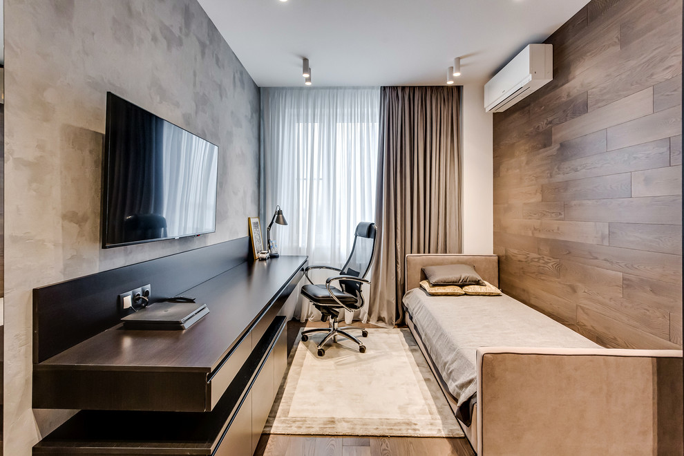 Фото реализации проекта "Квартира в доме с часами"