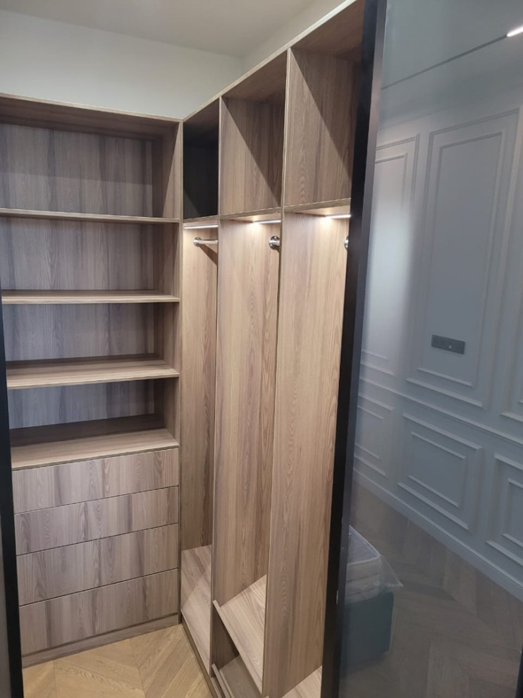 Гардеробные с подсветкой