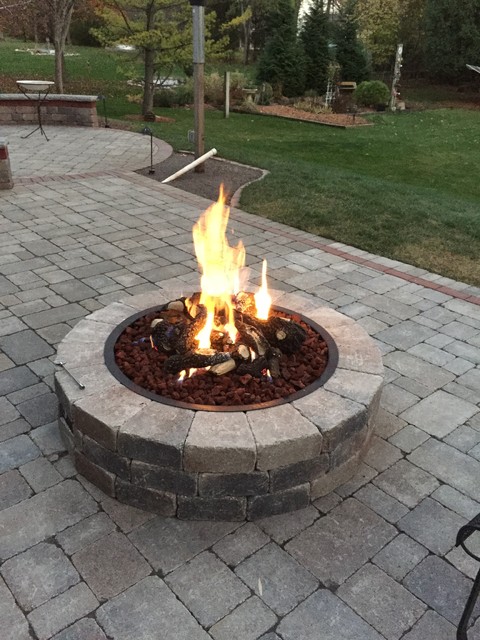 Round Gas Fire Pit - Traditional - Garden - Milwaukee - by Oberndorfer