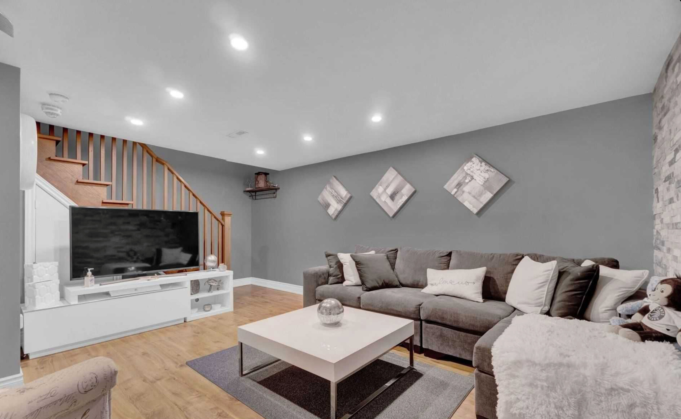 Basement entertainment space