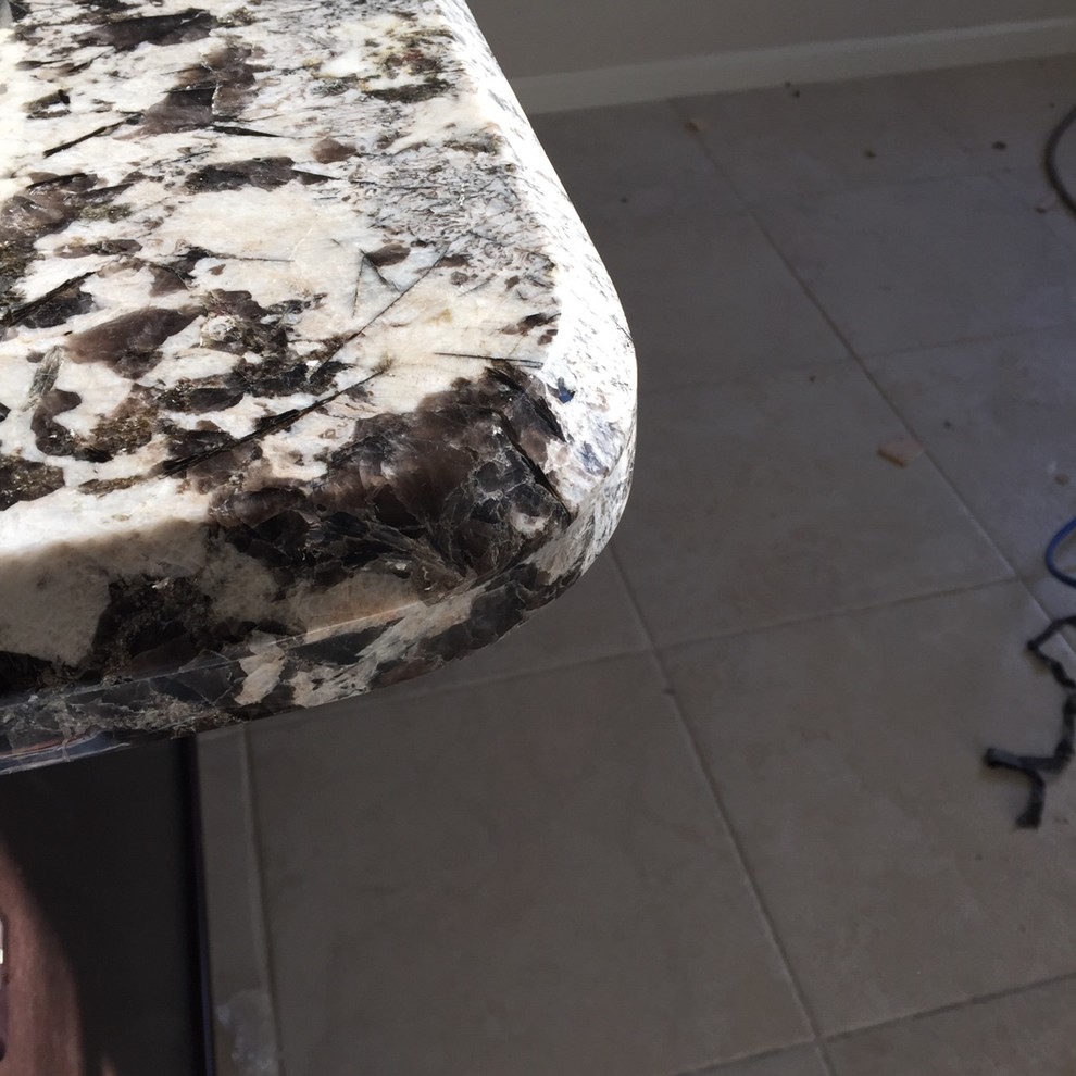 Inspiration for a transitional kitchen remodel in Phoenix