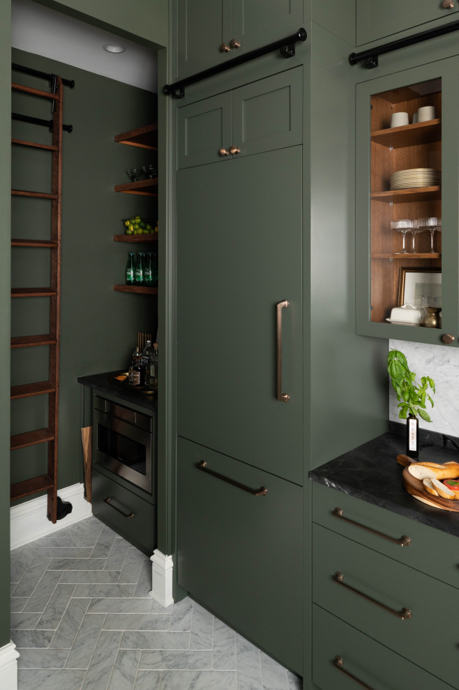 Hyde Park Kitchen - Kitchen - by Metro Design Build Inc.