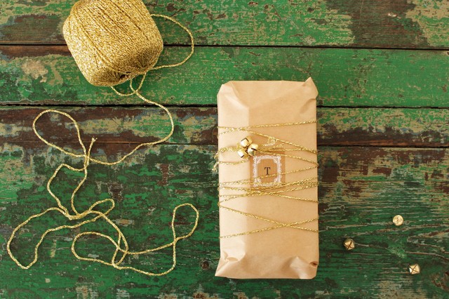 Personalise Gift-Giving With These 13 Creative Wrapping Ideas