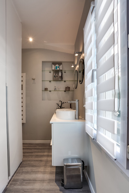 COLOMBES - r&eacute;alisation modern-badezimmer