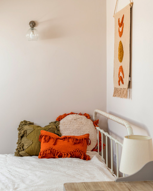 Gorgeous teen loft farmhouse-bedroom