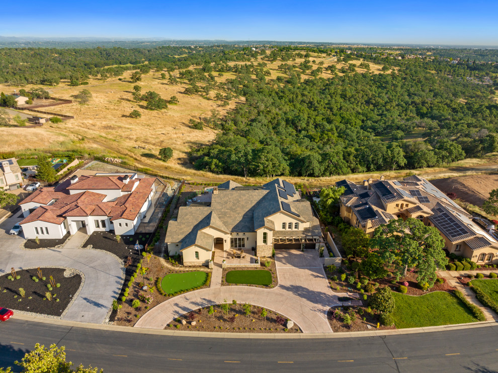 Custom Home in Lincoln, Ca