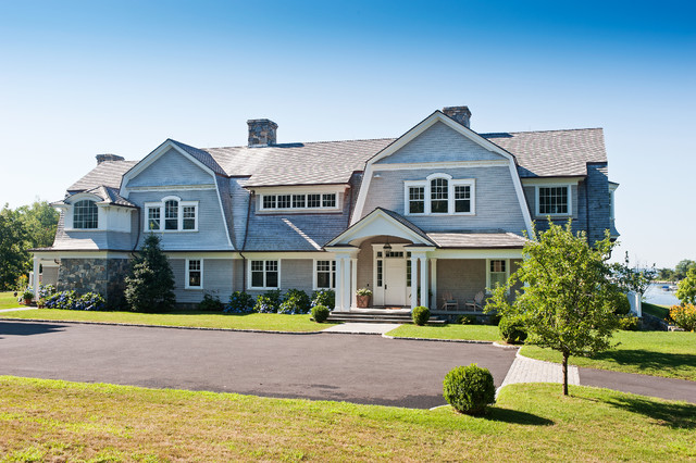 Waterfront Shingle Style in Darien klassisch-haeuser