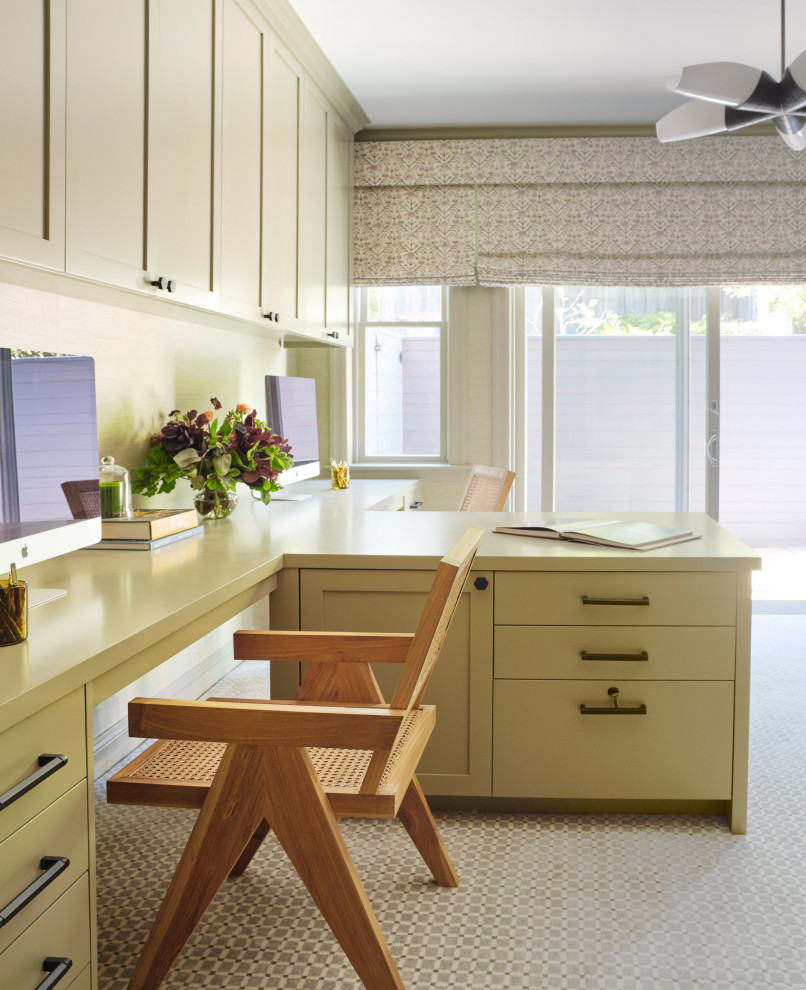 Transitional home office photo in San Francisco
