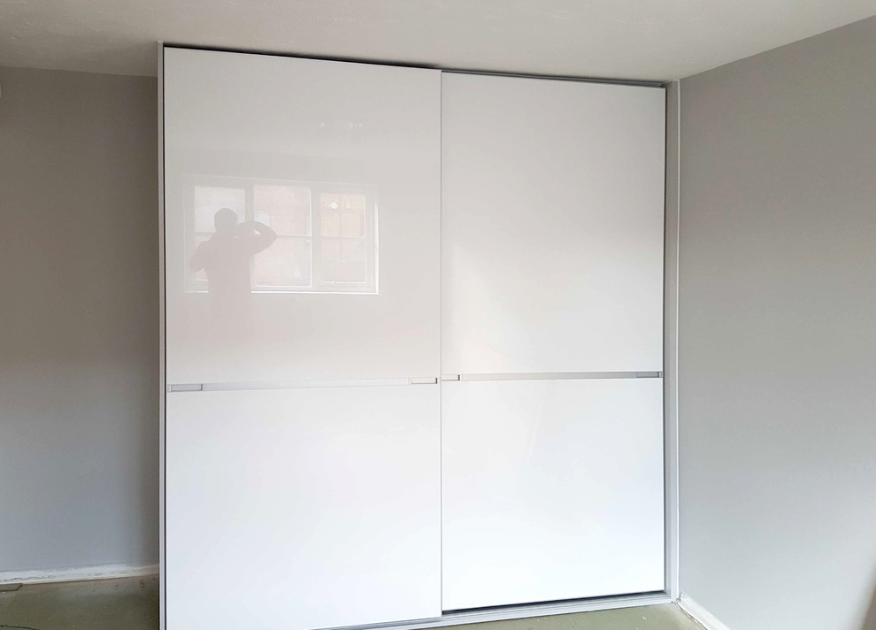 Bespoke Fitted Sliding Wardrobe