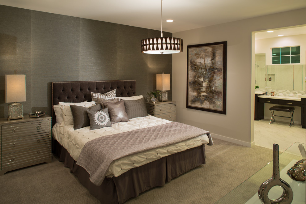 Inspiration for a transitional master bedroom in Los Angeles.