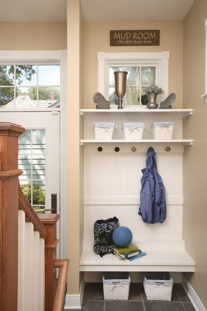 Mudroom/Entry traditional-entry