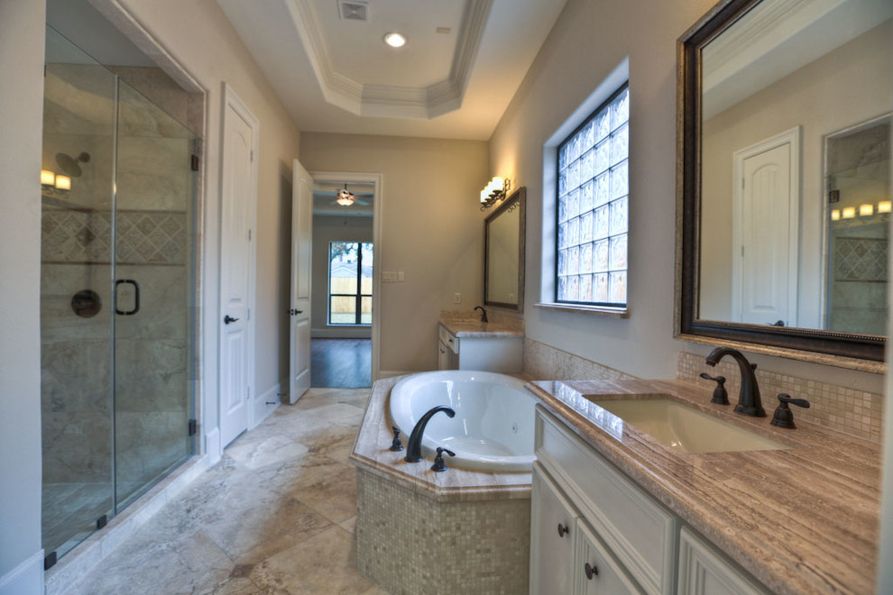 Bathroom - transitional bathroom idea in Houston
