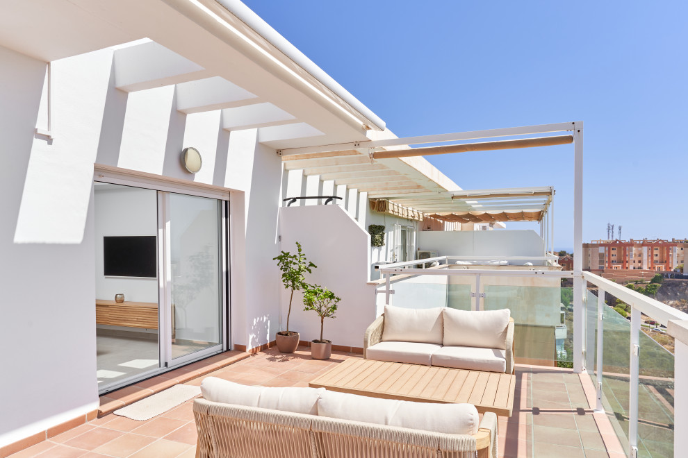 RENOVACIÓN DE ÁTICO: UN NUEVO HOGAR FAMILIAR DISEÑADO CON TOQUES MEDITERRÁNEOS