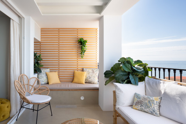 Reforma integral para 2 frente al mar coastal-balcony