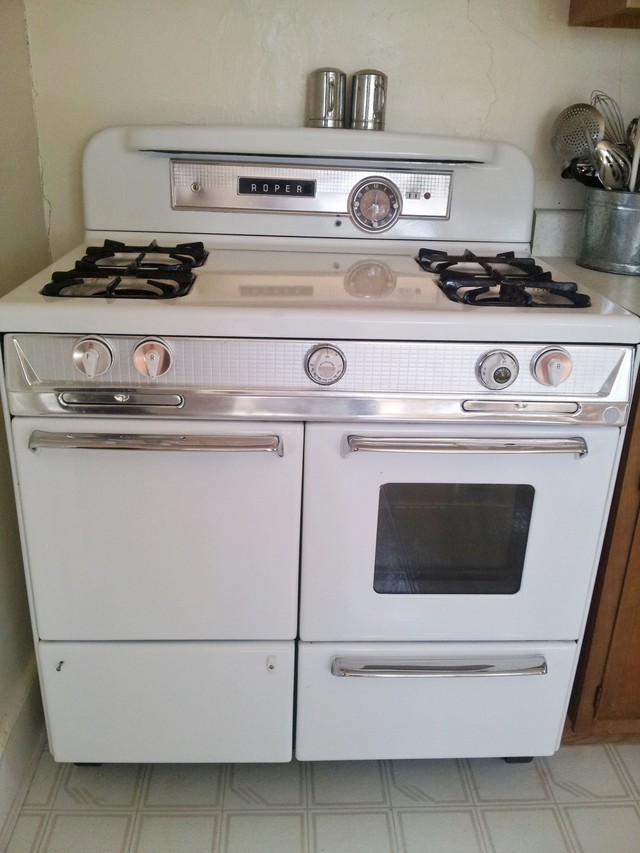 What Year is my Roper (gas) Stove