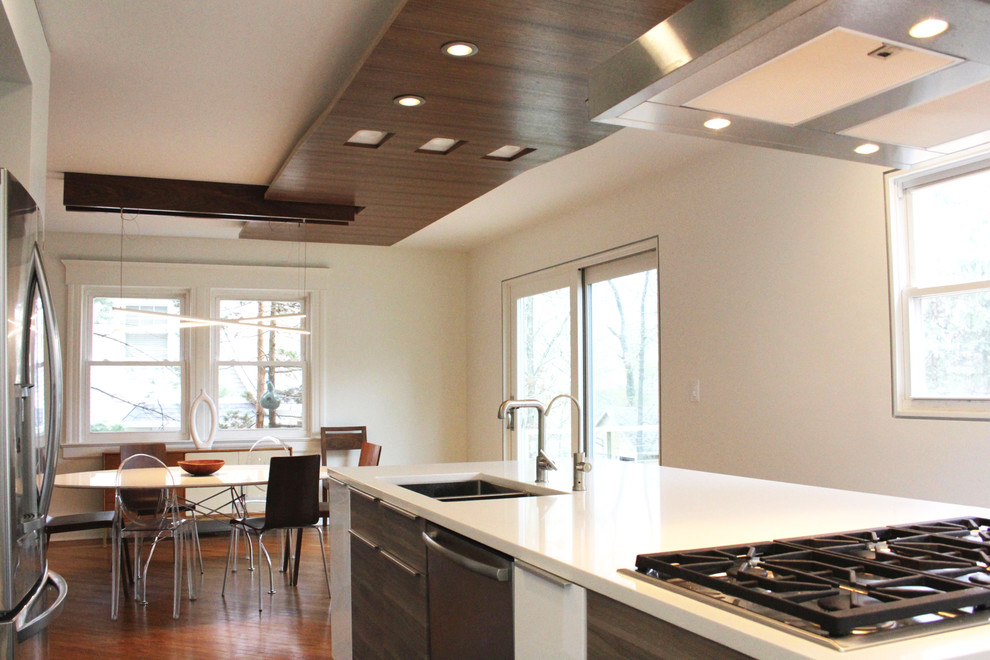 Example of a trendy kitchen design in New York