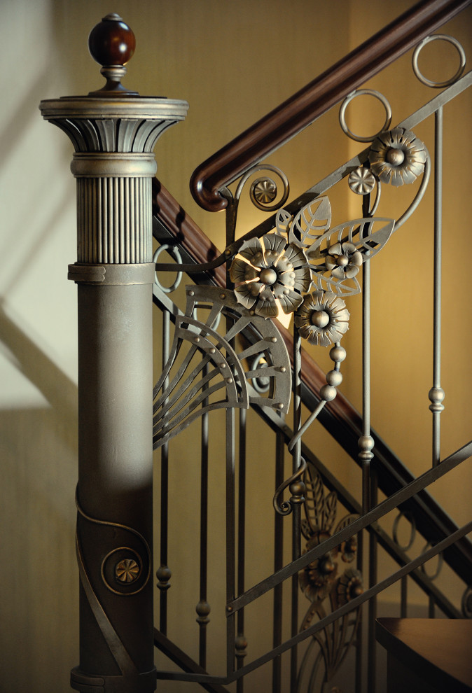 Забежной столб с ковкой