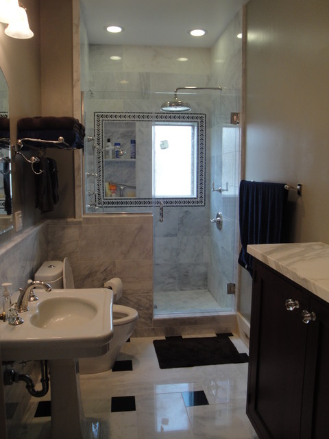 Greek Revival Styled Bathrooms in Long Beach klassisk-badevaerelse