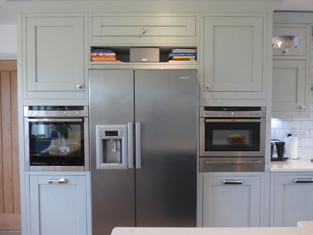 grey in-frame kitchen - fellside housing development eklektisk-koekken