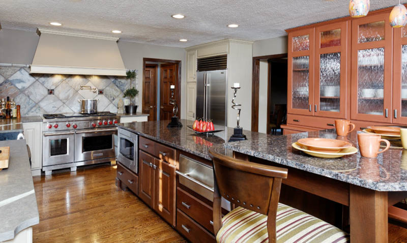 Transitional kitchen photo in Indianapolis