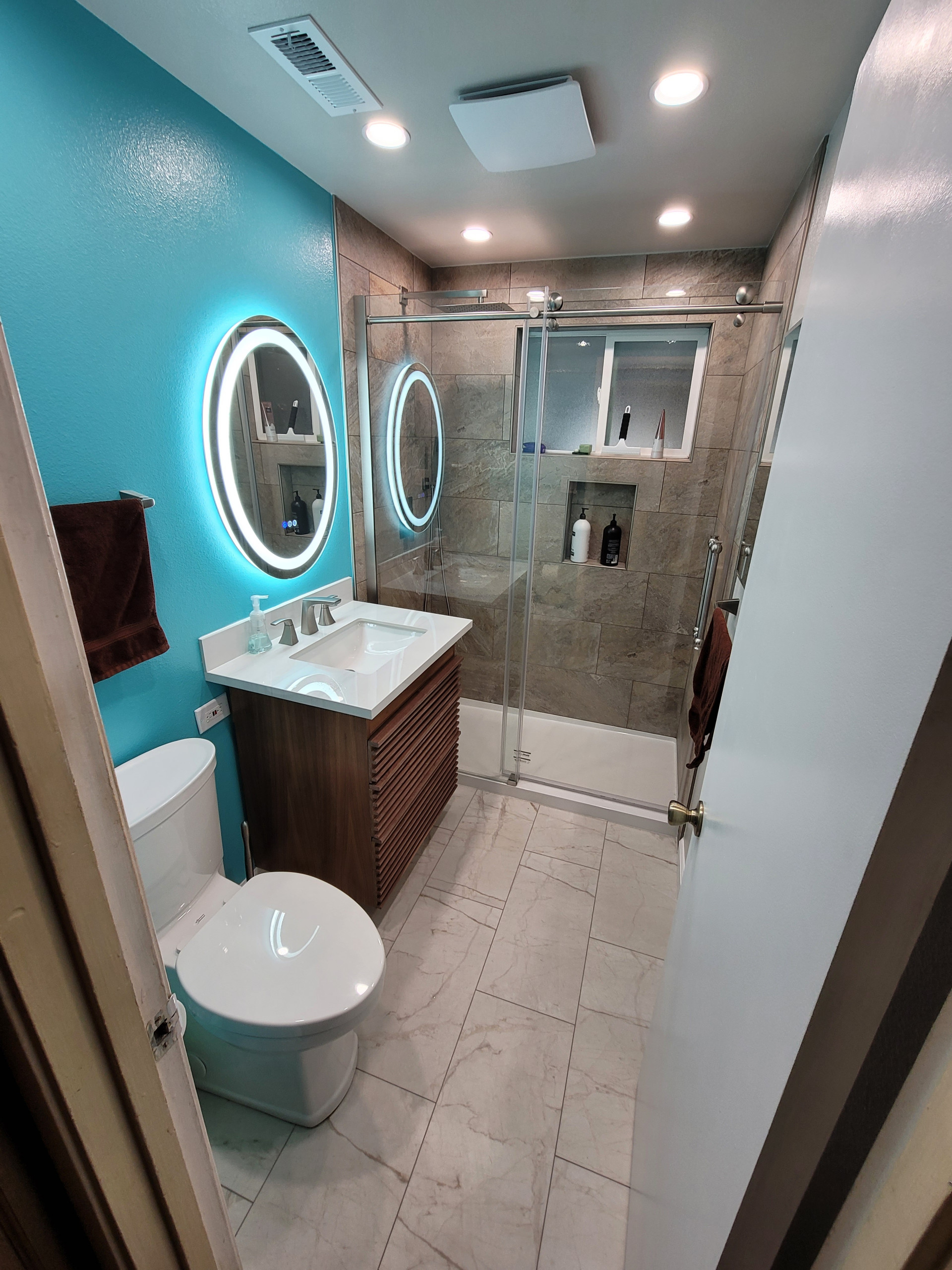 Thompson Bathroom